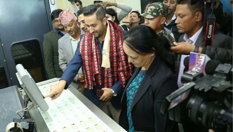 security-printing-driving-license_jabFOGVX5D सरकारद्वारा सवारी चालक अनुमतिपत्रको छपाइ कार्य सुरु