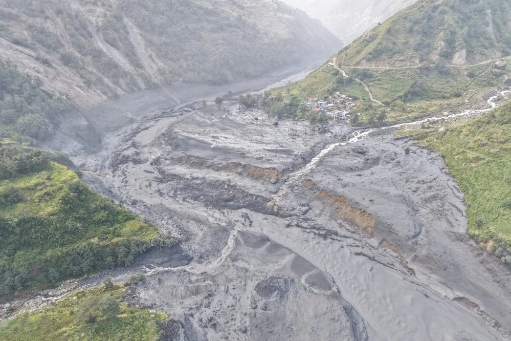 बुढीगण्डकी बाढीले गोरखा र धादिङका बस्ती तथा पुलमा पुर्‍याएको क्षति
